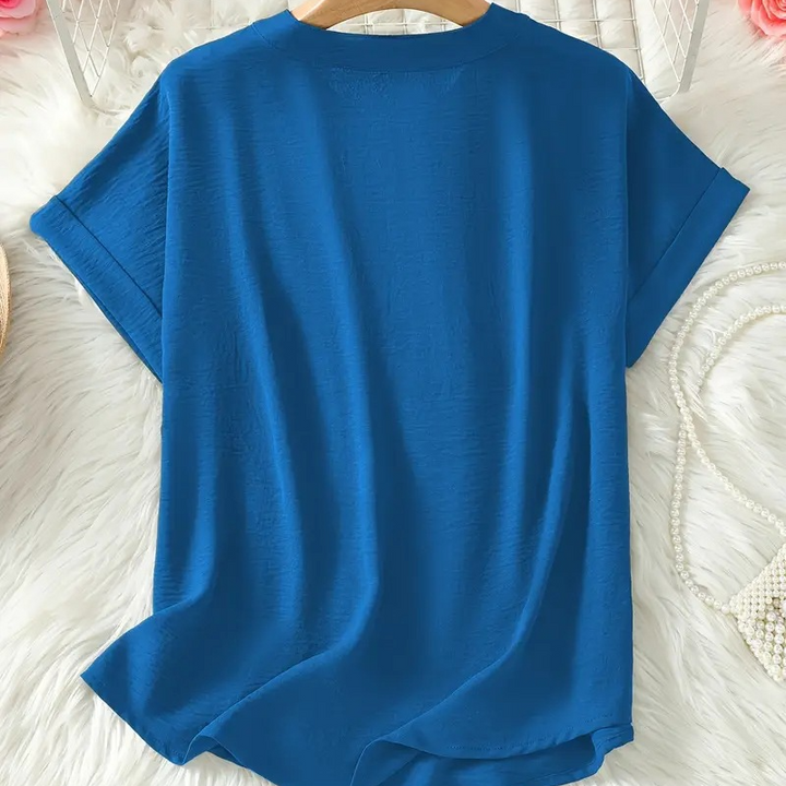 https://cdn.shopify.com/s/files/1/0864/2786/1320/files/Sophie___Stylish_and_sophisticated_women_s_blouse_6.png?v=1776280245