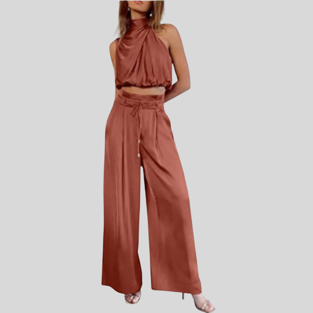 Women’s Summer Jumpsuit – Minimalist Design with Versatile Flair