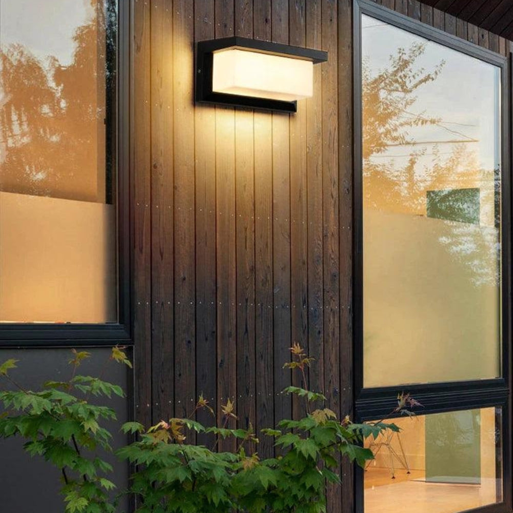 Wall Light | Automatic Motion Sensor | Weatherproof for Entrances and Patios