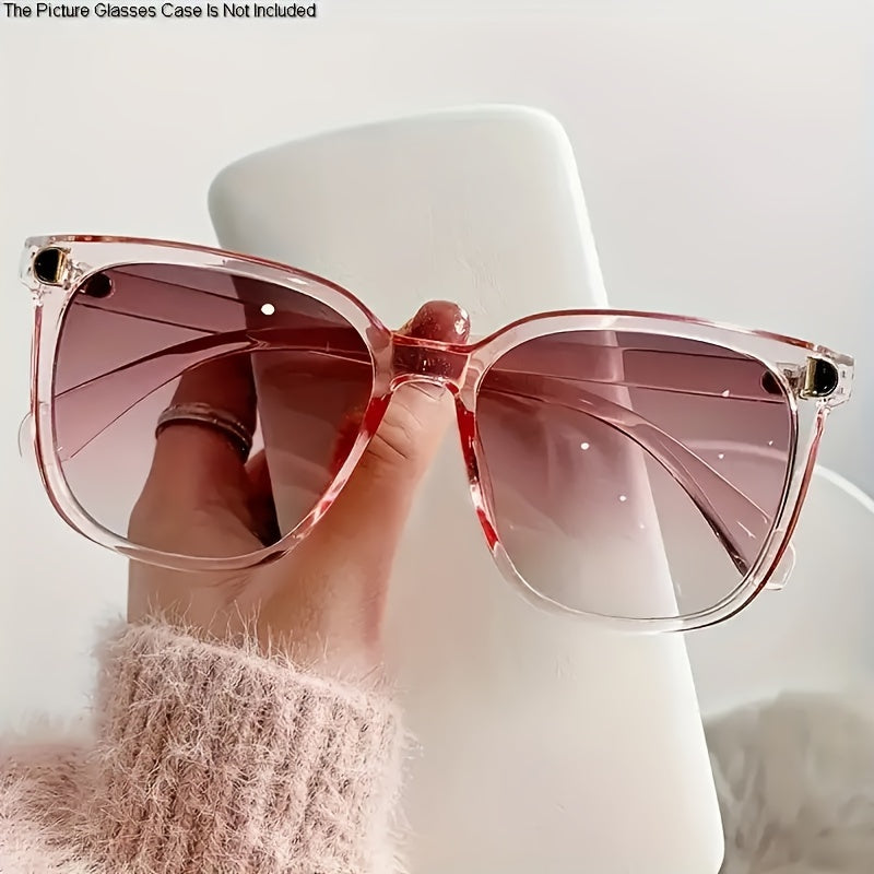 Fashionable Gradient Sunglasses for Women – Stylish Solution for Sunny Days