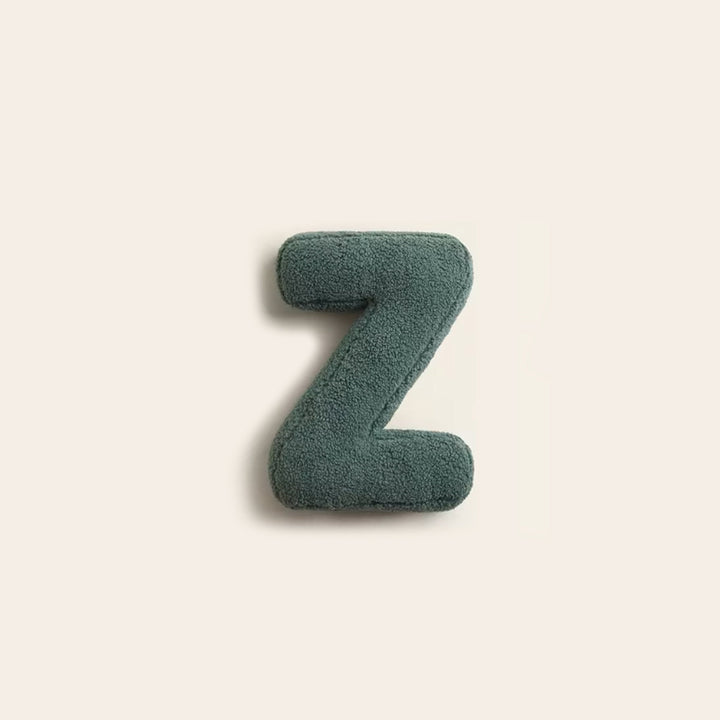 Deko-Kissen mit Alphabet-Motiv – LetterLounge