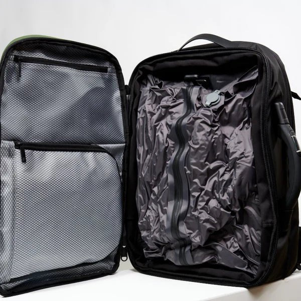 ElitePack Rucksack mit Luftkompression | Wasserdichter 60L-Rucksack für Business und Reisen mit Vakuum-Kompressionstechnologie