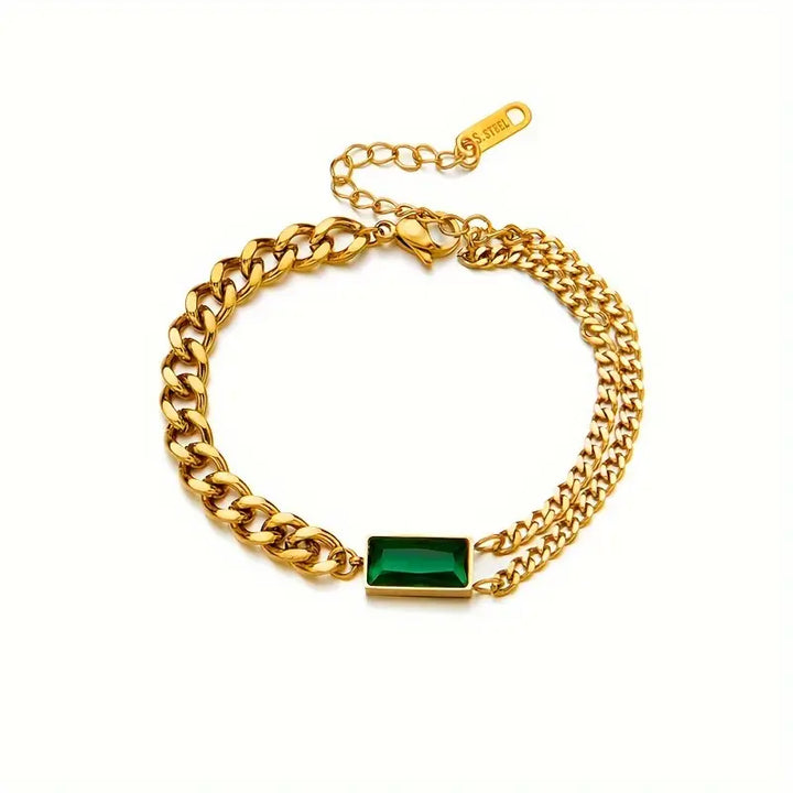 Elegant Gold Bracelet with Refined Details
