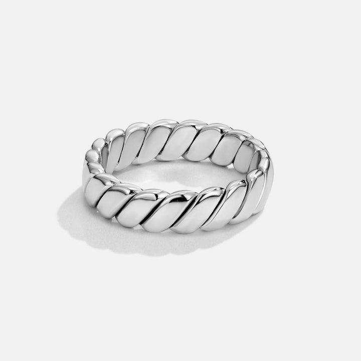 Elegant silver ring with a refined twist