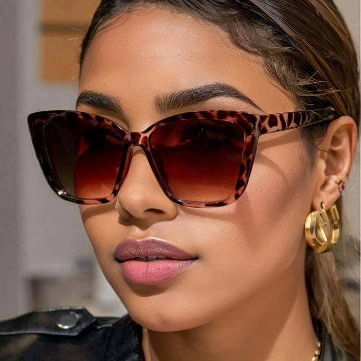 BoldShade Oversized Sunglasses – Elegant and Protective for Sunny Days