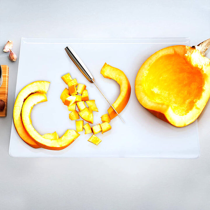 Elegant and Safe: Non-Slip Chopping Board - GlassEdge