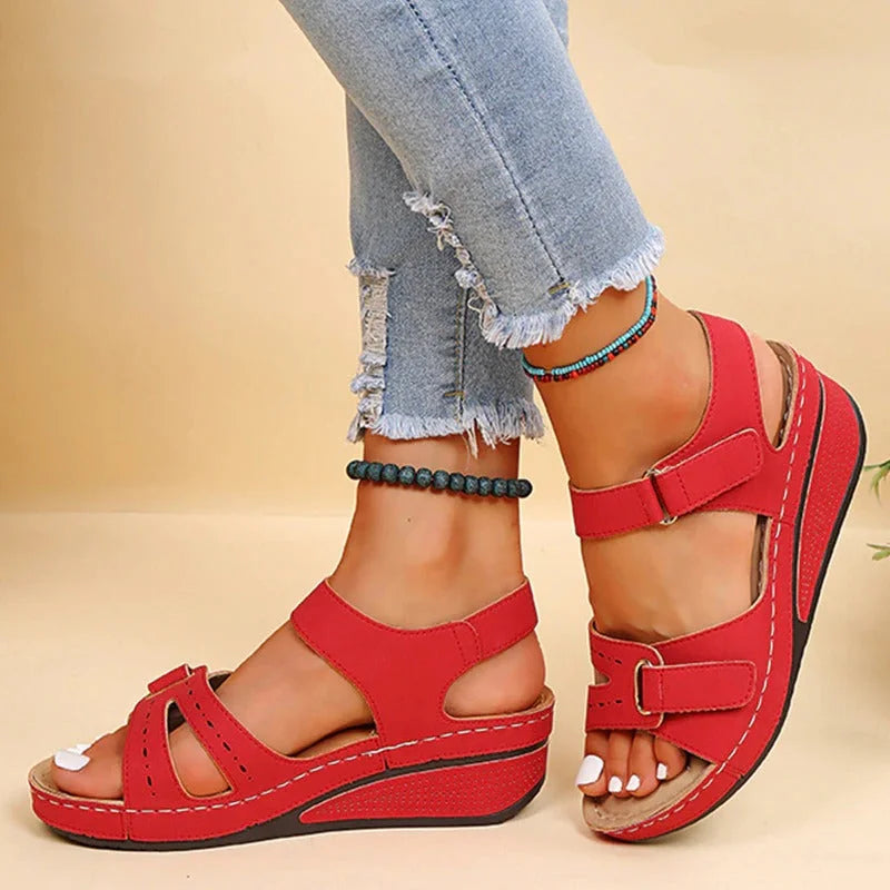 Step into Supportive Sandals – Designed for Everyday Wear