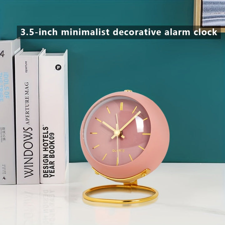 Nordic Silent Desk Clock – Luminous Hands and Metal Frame