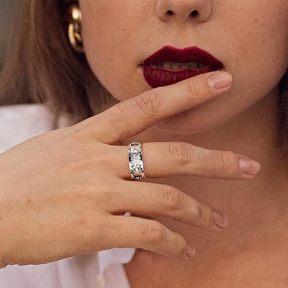 Spinfinity Relaxing Spinner Ring