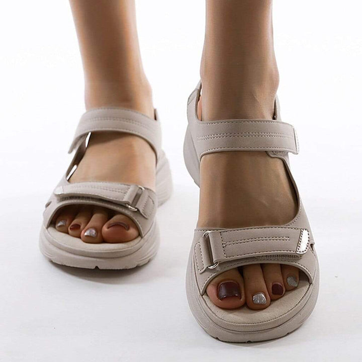 Women's Sandals with Adjustable Straps | Comfort and Style