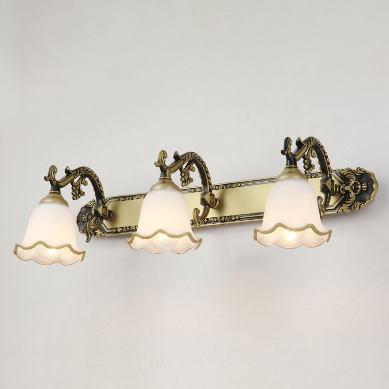 Classic Wall Light with Vintage Design – Aurora