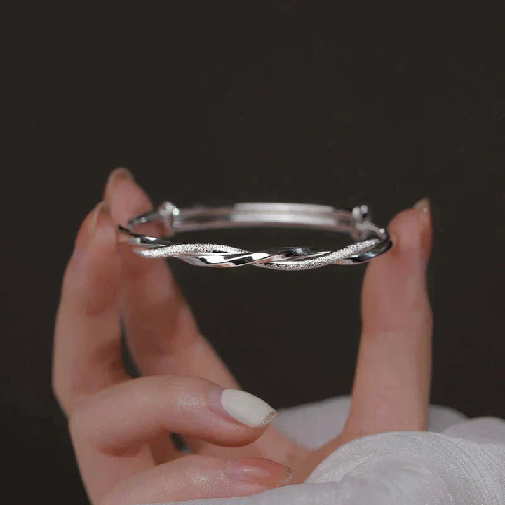 Braided Silver Bracelet – Elegant, Adjustable Design