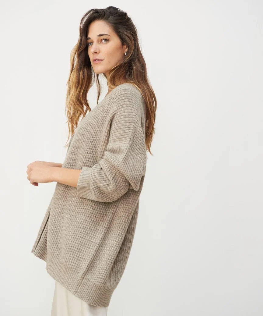 Cashmere Cardigan | Elegant and Timeless | Ada Vest