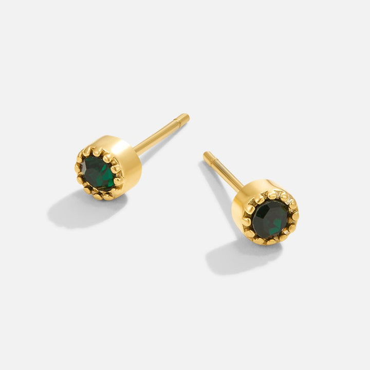 Elegant earrings with emerald-green cubic zirconia