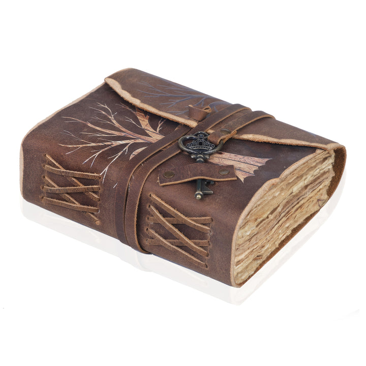 Handmade Vintage Notebook with Leather Look and Lock Closure – For Creative Minds