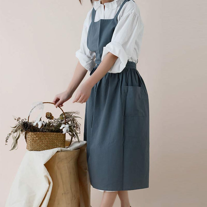 Waterproof Cotton Apron with Practical Pockets – ChefMate