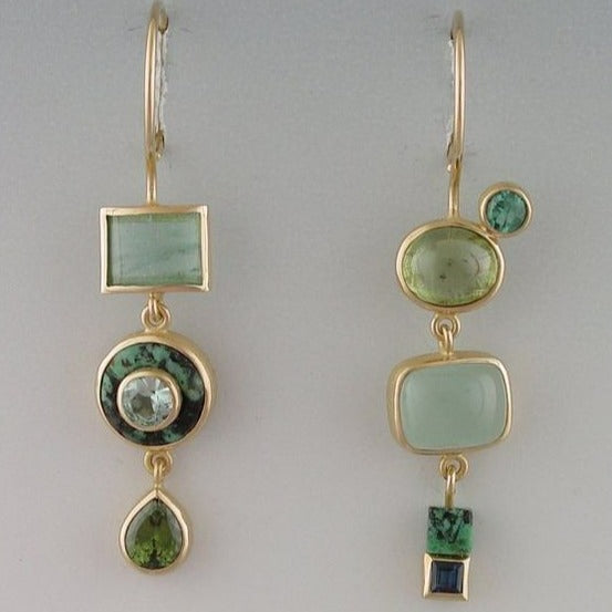 Classic Green Vintage Earrings – Elara