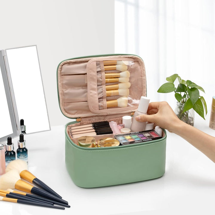Tragbarer Make-up-Organizer mit Fächern
