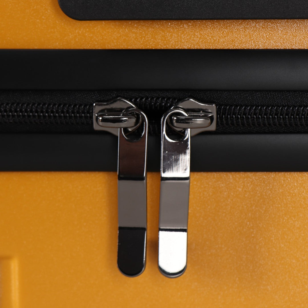 3-Piece Hard-Shell Suitcase Set – Atlas Explorer