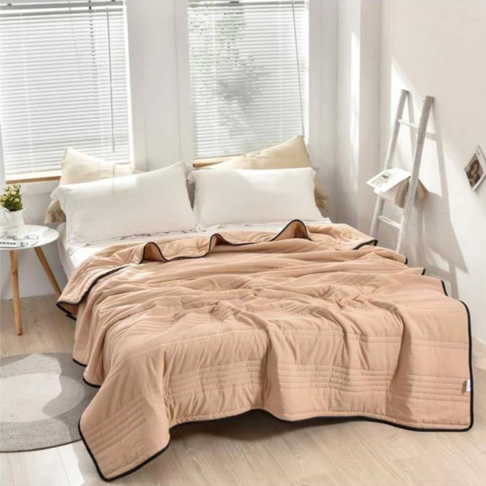 Cooling Summer Blanket with Dual-Sided Technology