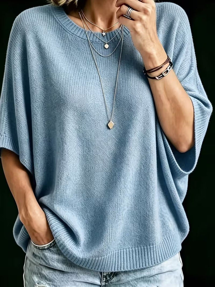 Casual Knit Top with Short Batwing Sleeves and Round Neckline