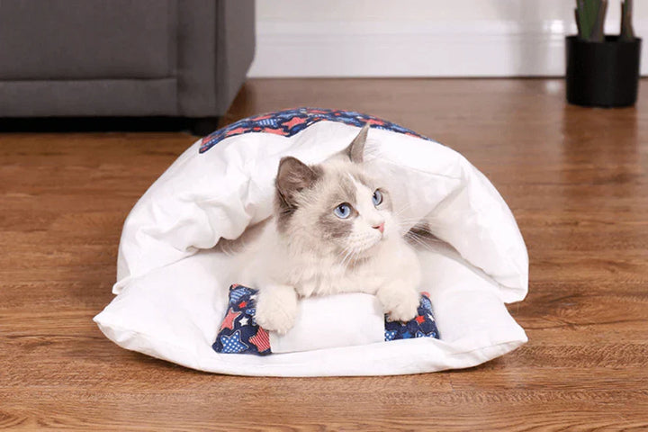 Winter Sleeping Bag for Cats – SnugKitty Frost Magic