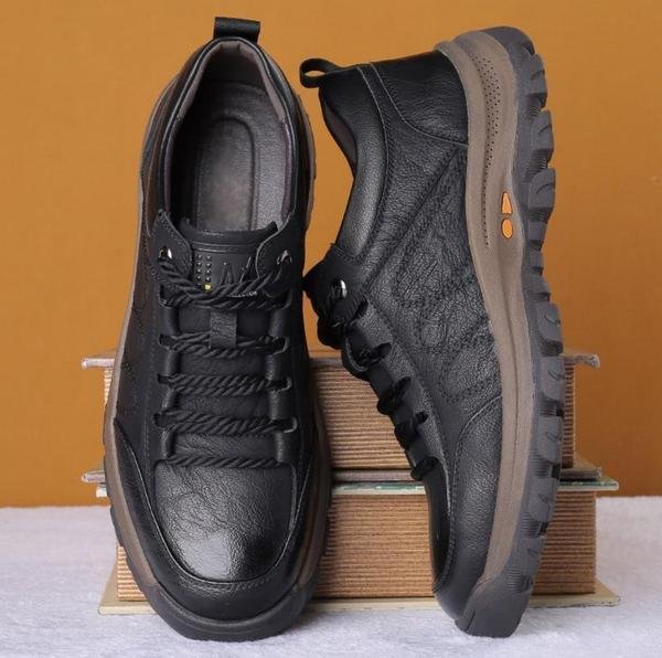 Bequeme und wasserdichte orthopädische Herrenschuhe aus Leder