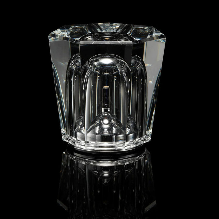 VÉLORIA Crystal Table Lamp | Diamond-Shaped Design & 360° Light Play | Cordless & USB Rechargeable | Up to 12 Hours of Light