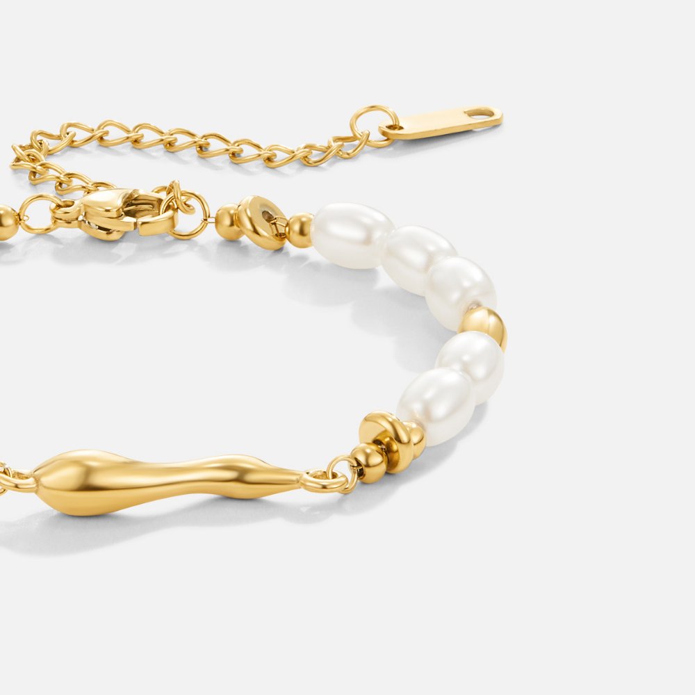 Soft freshwater pearl bracelet