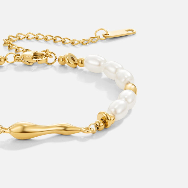 Soft freshwater pearl bracelet