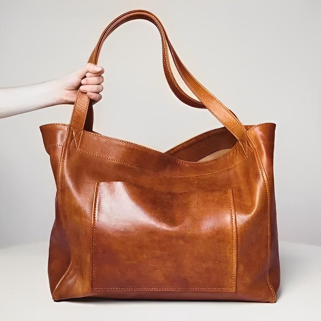 Luxury Leather Shoulder Bag for Elegant Occasions