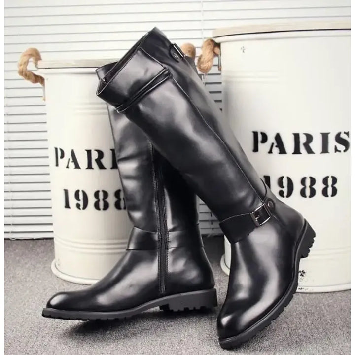 Cowhide Boots – Rugged Men’s Ankle Design