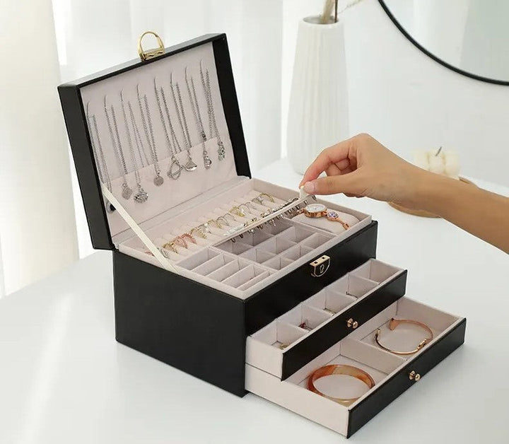 LuxeGuard | Jewellery Box – Elegant Storage for Jewellery