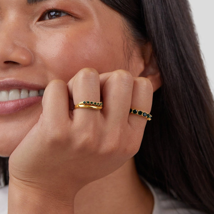 Elegant emerald-green ring with refined layers