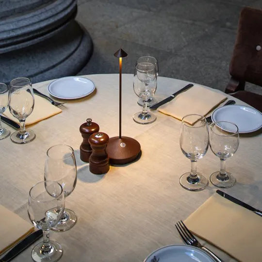 Modern Wireless LED Table Lamp - Elegant and Versatile