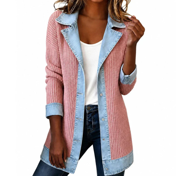 Versatile ribbed coat for everyday wear.