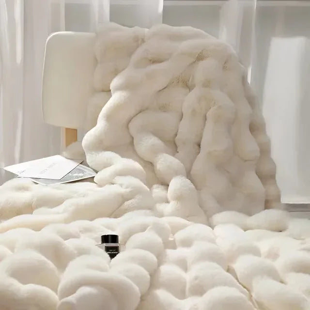 Colin Plush Blanket - Luxurious Winter & Super Soft