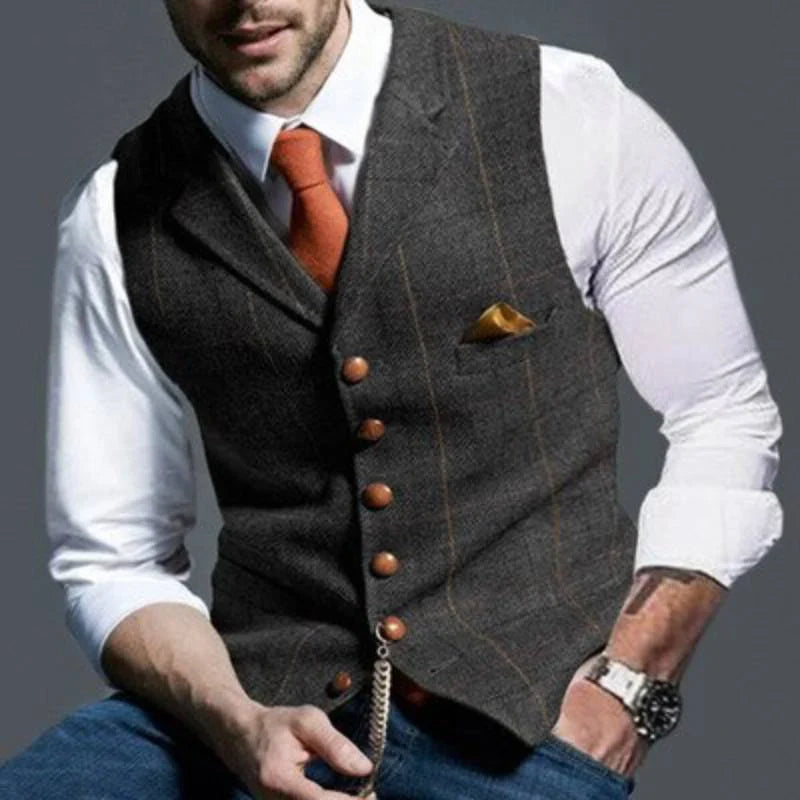 Men’s Checked Waistcoat – Elegant with Versatile Appeal